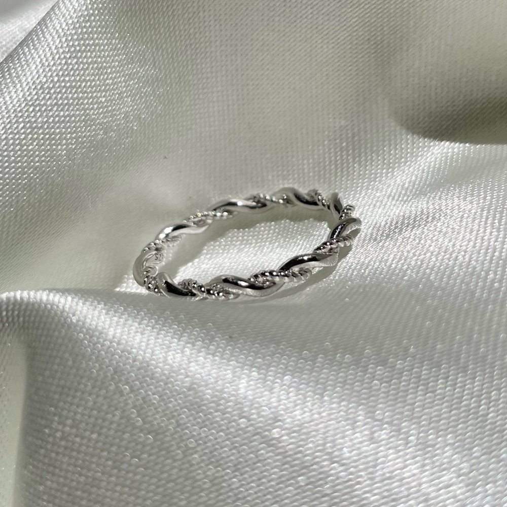Twist 925 Sterling Silver Ring